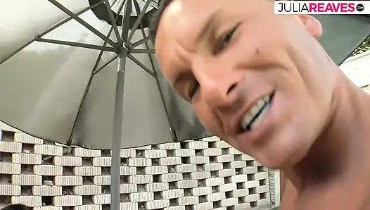 Seksi kız büyük bir yarakla sikiliyor ve büyük bir amına boşalıyor