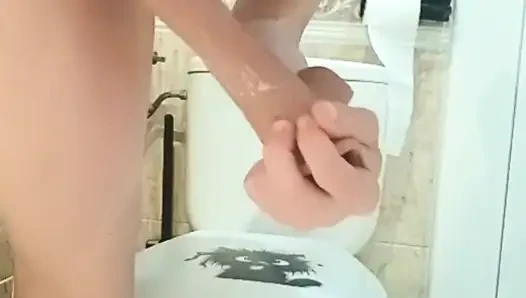 Milf white ass lesbian super horny gets to r to open her pussy wide and fuck it until she cums