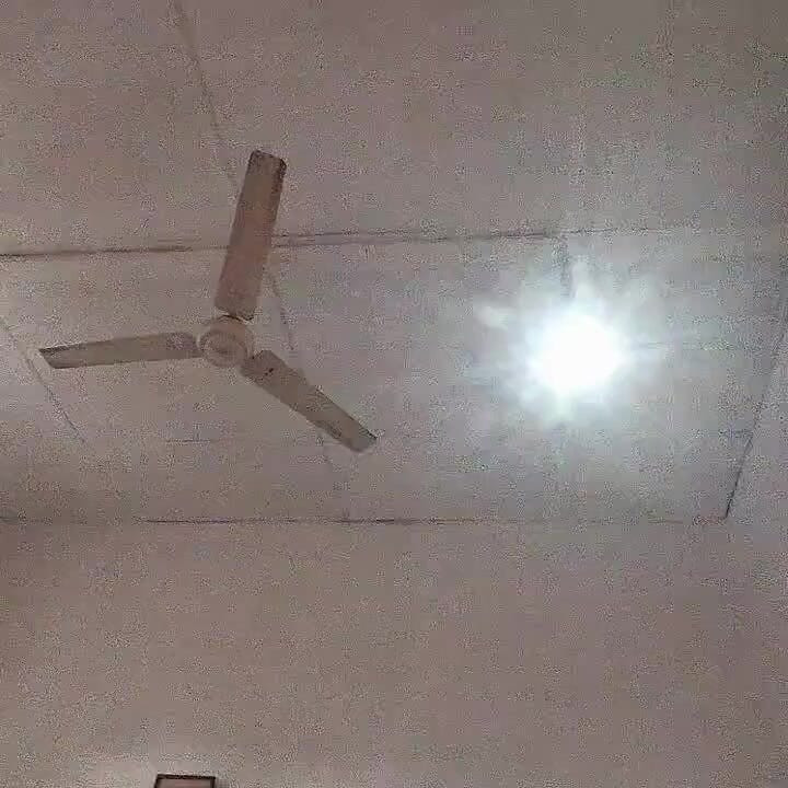 壞女孩，壞相機角度