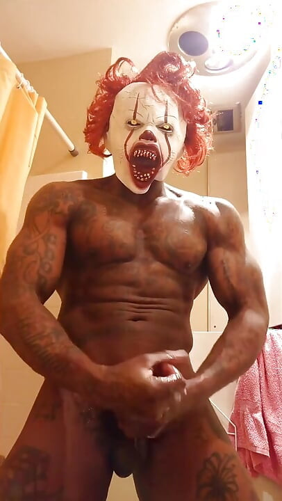 New Porn: BBC Worship Hallelujah Johnson (The Tears Of A Clown) Tall Dark Chocolate Muscles Tattoos Hairy BBC Hallelujah Johnson
