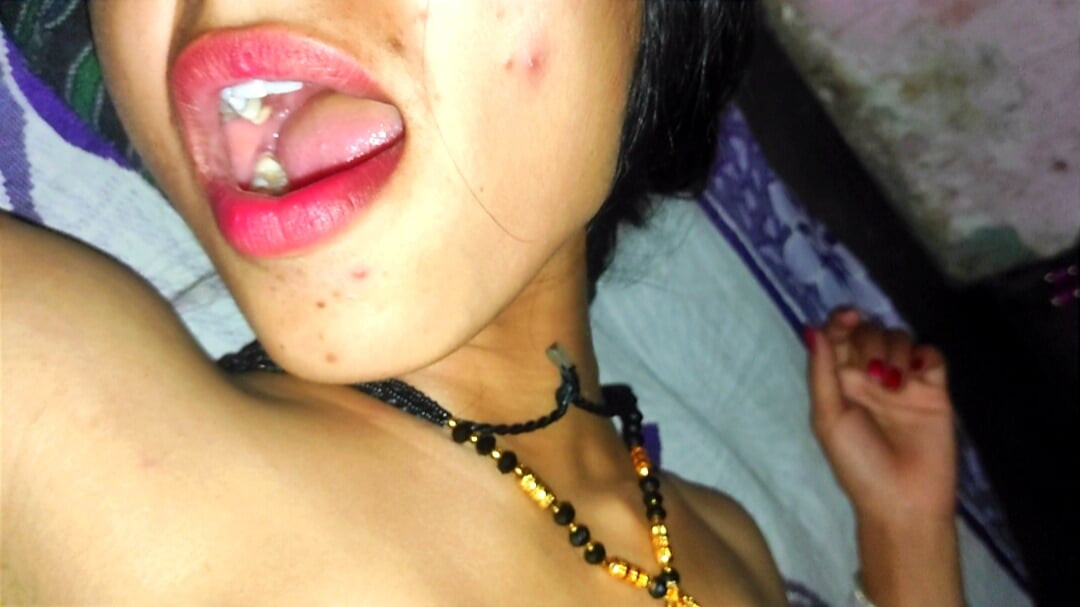 Desi teen girl tight pussy xvideo , desi hot village girl sex video