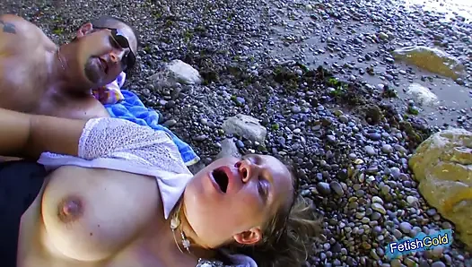 Chubby MILF squirting during rough pussy and anal fuck outdoors