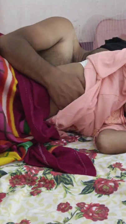 Must-share moment from "VILLAGE HUSBEN AND WIFE ROMANTIC SEX VIDEO IN FREE TIME"