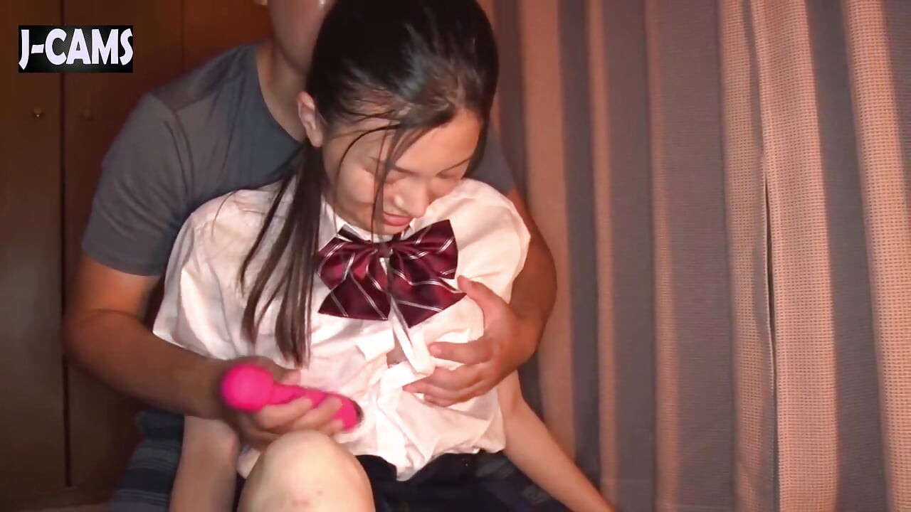 胸の入り出し。全身の美しさがあなたを引き込み、柔らかな曲線が大胆で熱いフィニッシュと出会います。- パート3