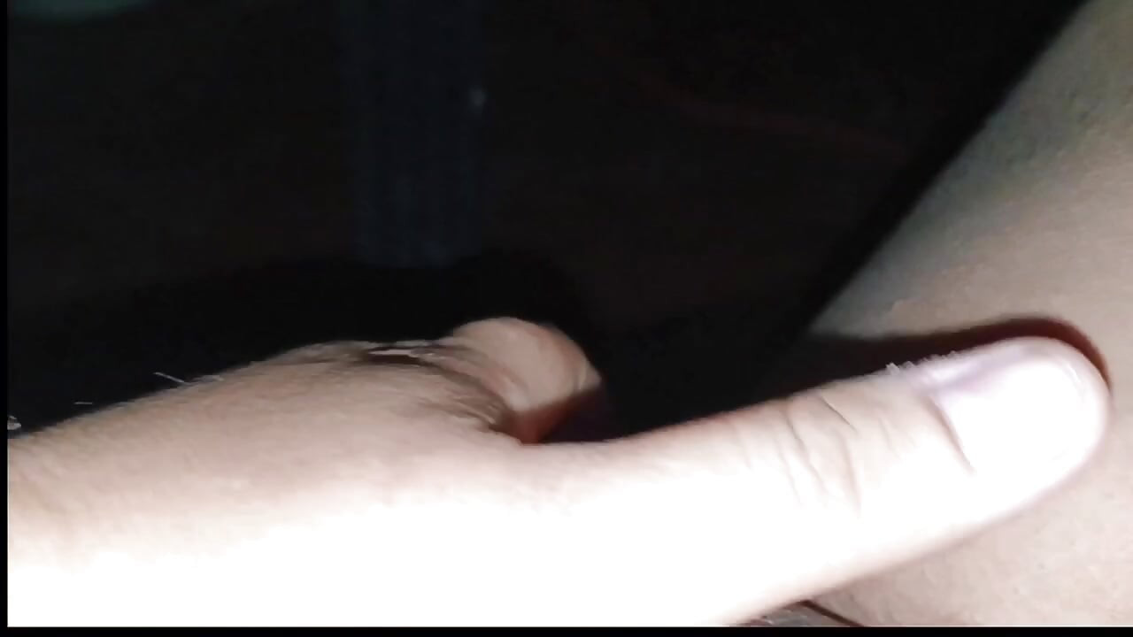 I jerk off my fat pussy and play in front of my brother-in-law's pervert while my husband's cuckold works