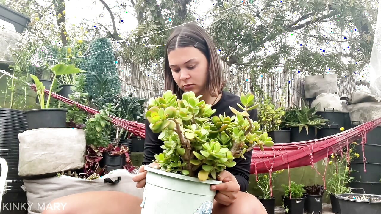 Outdoor Piss on the Plant, Strip and Squat in the Garden