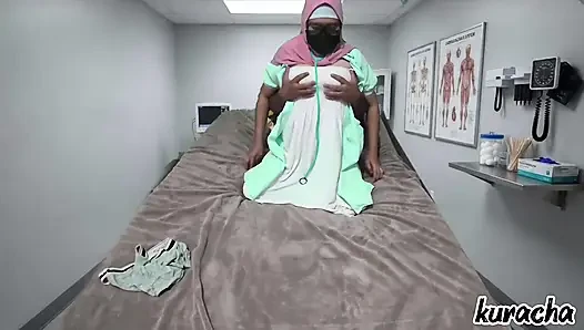 Lady Doctor fake checkup to get fuck from Patient