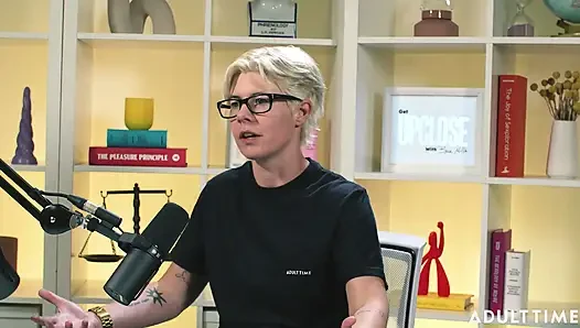 Khloe Kingsley: Squirting on Camera & Red Flags