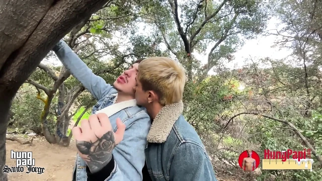 Hung Papi Butt Fucking Tree Huggers Gay Anal Cumshot Deep Breeding!