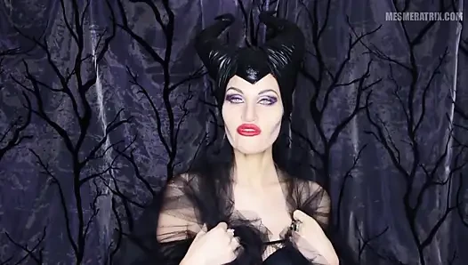 В Maleficenteyes...