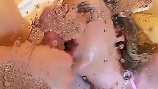 Delilah Strong трахают в жопу