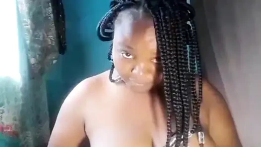 Шоу киски с большой черной задницей