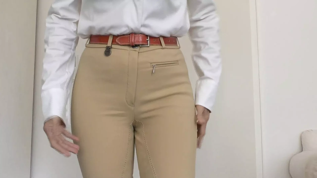 POV: Pamper Sexy Riding Pants Ass and Masturbate at the Same Time