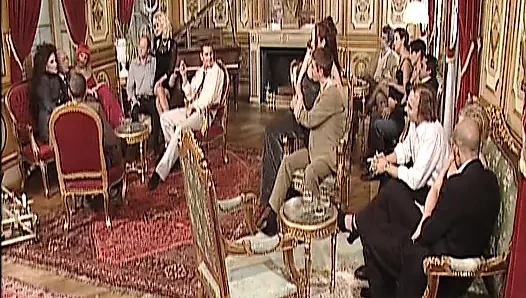 Tattooed Brunette German Cougar Gets Anal Drilled in Vintage