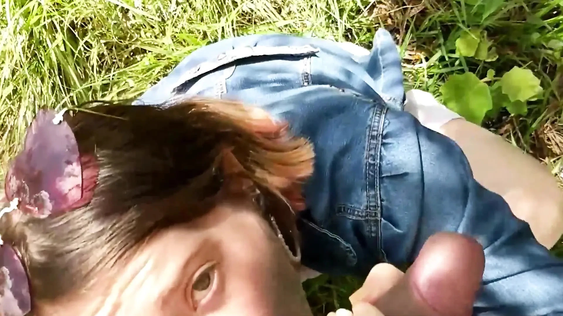 IF IT’S A PICNIC WITH MY STEPSISTER, SHE LOVES TO SUCK OUTDOORS part 2