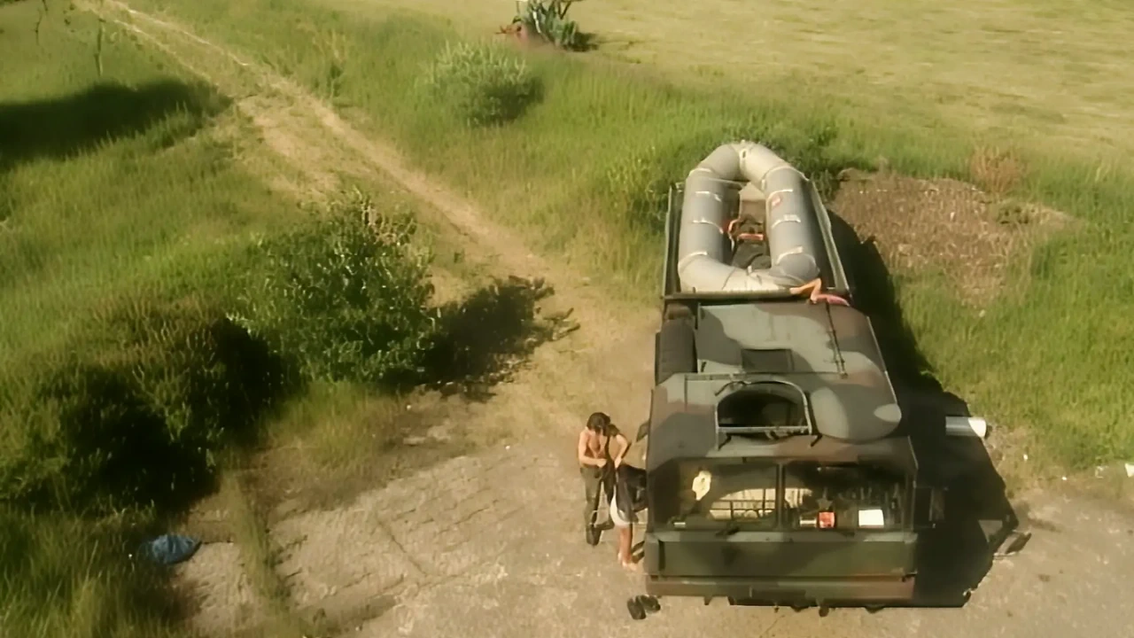 欲火中烧的少女屁股骑乘鸡巴湿透的深度电影