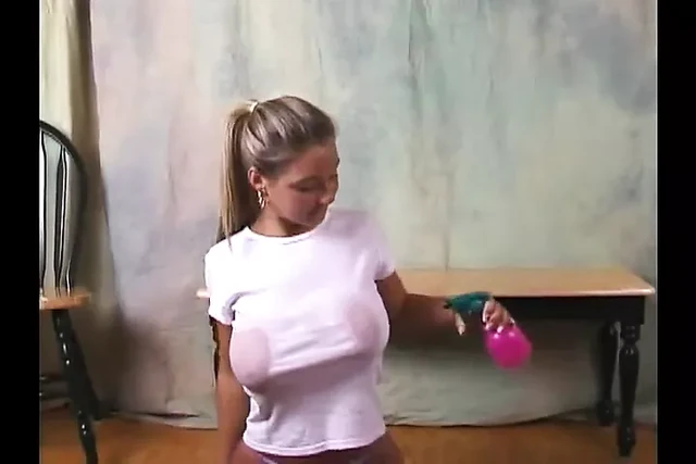 Christina Model Dance 12