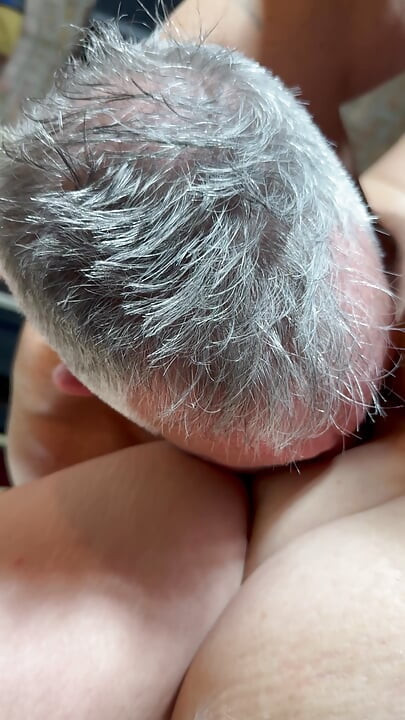 I love making Daddy shoot a big load on my pretty feet