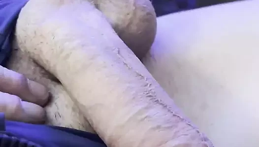 Çok ateşli azgın tıraşlı yarağımla oyna