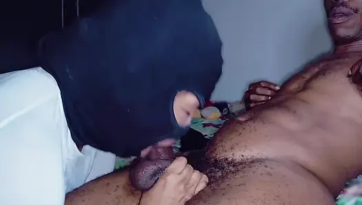 HALS-CHAMPION, MASKIERTER HELD