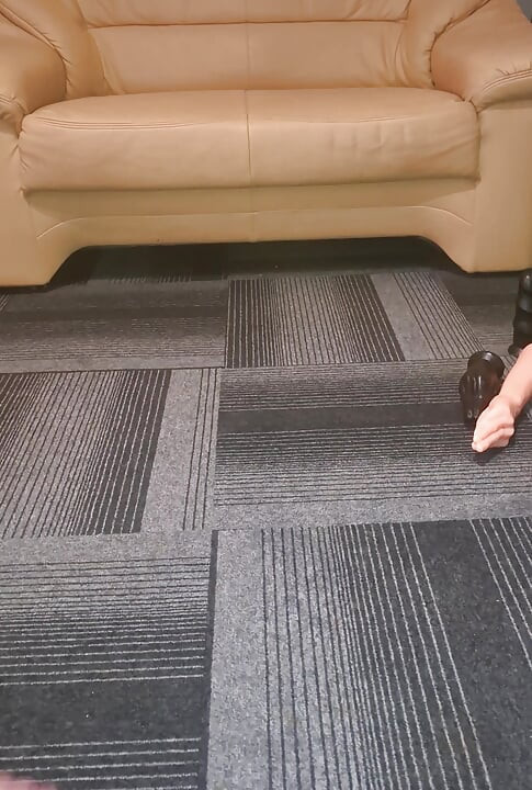 Un twink se détruit le cul - Anal hardcore