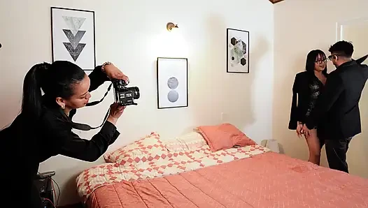 Wir hatten einen Dreier mit dem Fotografen, den meine Frau engagiert hat