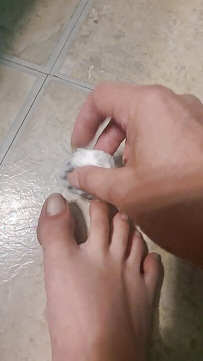 Pedicure Polish Removal
