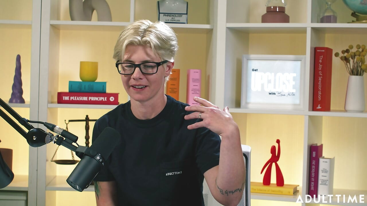 Khloe Kingsley: Squirting on Camera & Red Flags