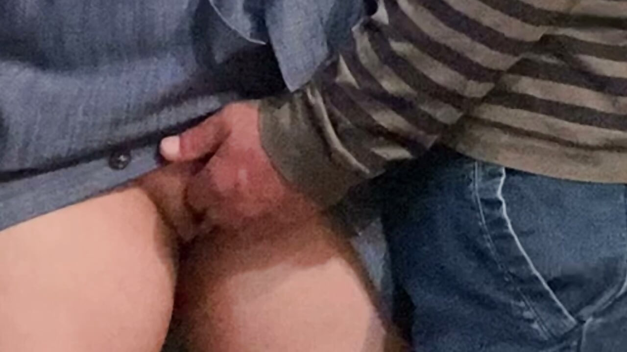 늙은 남자에게 따먹히는 손가락