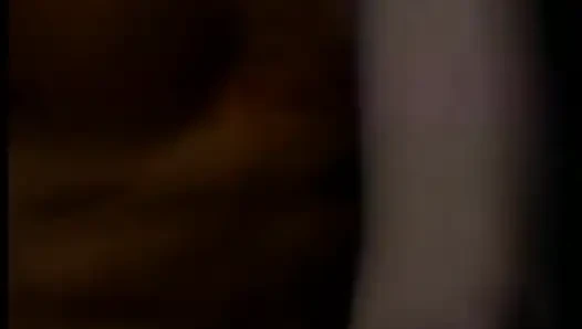 Mutant yarakla iç çamaşırlı şehvetli gözleri bağlı piliç sonra sikiliyor