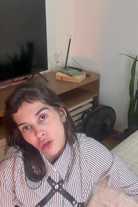 Η Νίκα ικανοποιεί τον γκόμενο της