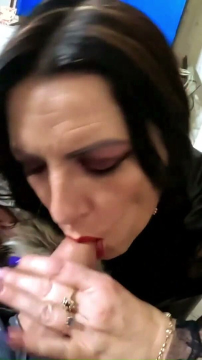 Fur and Leather MILF Fetish. Deepthroat, Facial Cum and Double Cum on Clothes | Clip 1