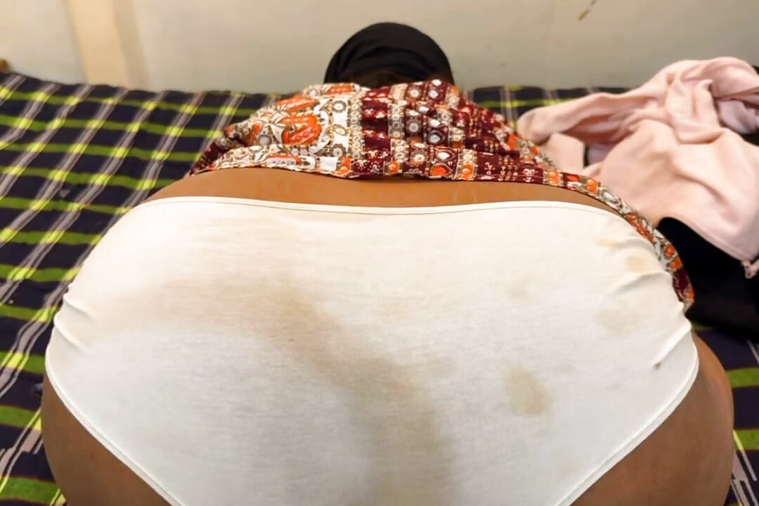 Arabian Hot Stepmom on Live!