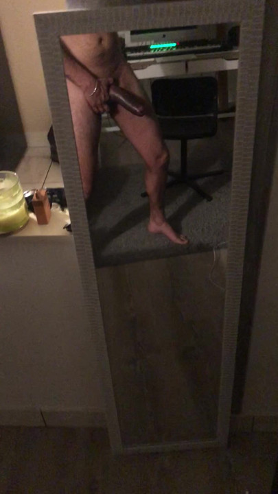 Ngentot kontol besar ini