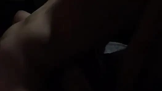 Seks di dalam mobil (bugil di dalam mobil)