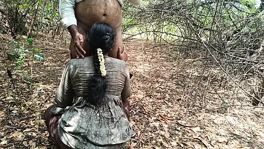 Housewife outdoor sucking cock