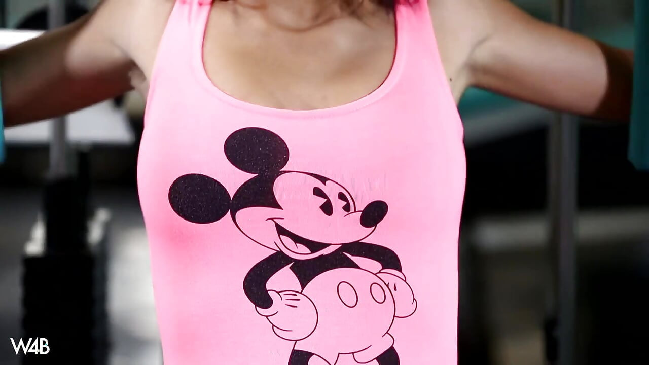 Paula Shy Working Out