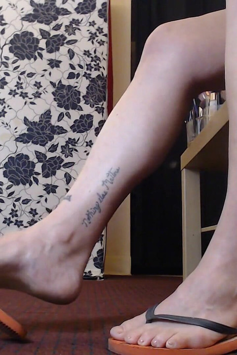 Flipflops doppande knackande shoeplay