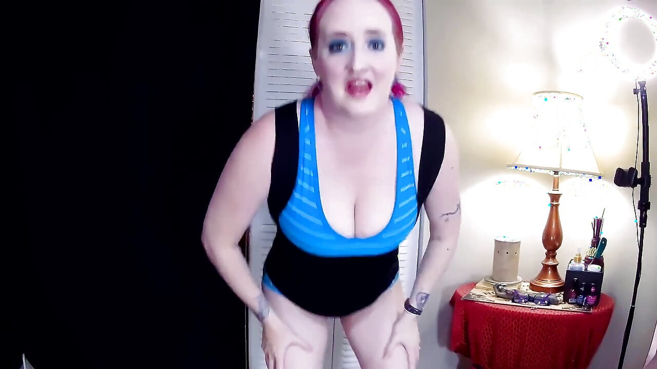 Big Tits MILF Tit Fucks 4 Huge Cumshot