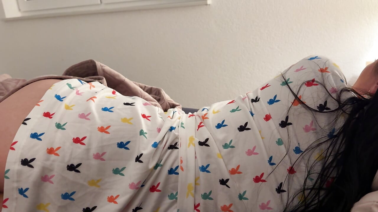Step Son Cums Twice on Stepmom in Bed After Cuddle Request