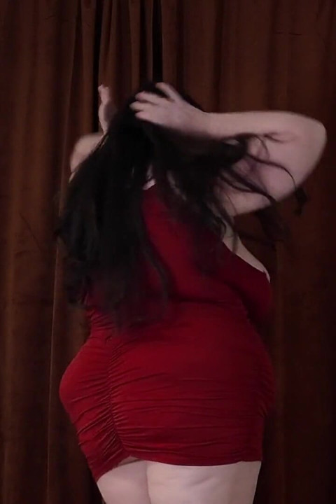 BBW macocha przyłapuje cię na głaskaniu i przejmuje