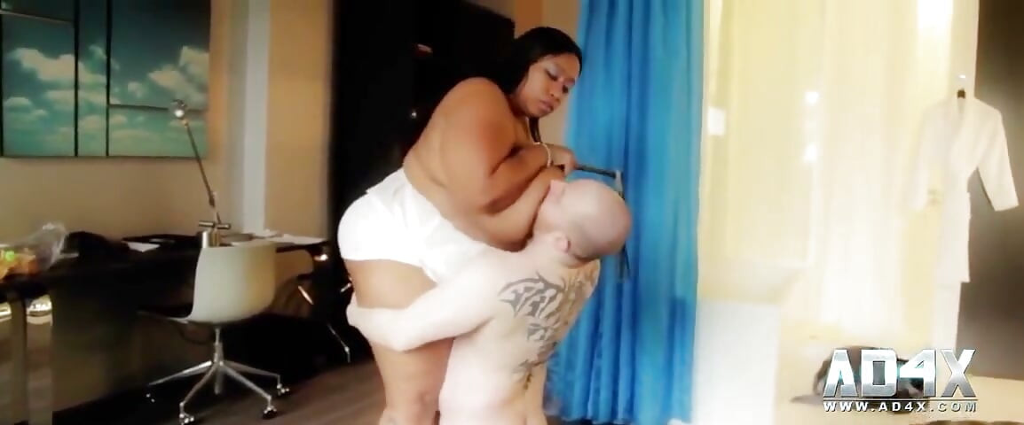 BBW Superstar in Quebec HD