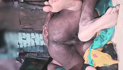 Bhabhi ne dewar ke chhudai ki miya khalipha ki style