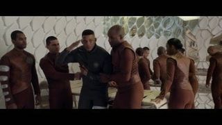 Big Booty Extra in After Earth