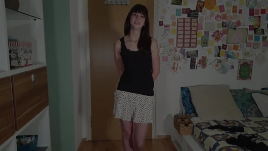 Presentasi gaun