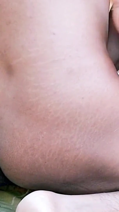 Ikoniskt ögonblick från "Indisk BBC Creampie in Tight Pussy - Missionary Close-Up"