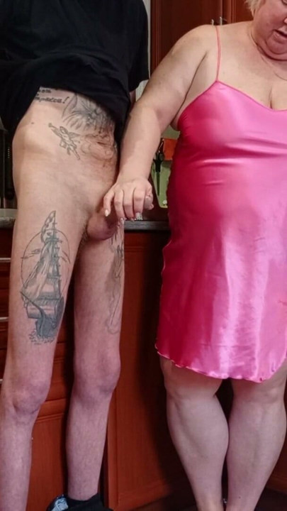 a friend in the kitchen sucks a dick, jerks it off and watches the sperm | Clip 3