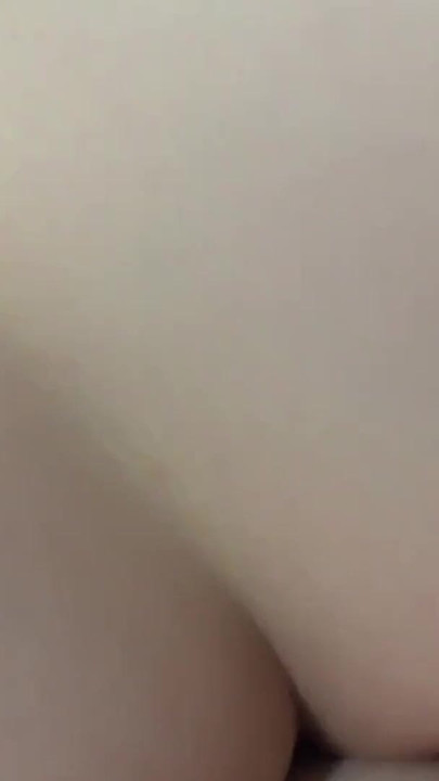 Un momento epico da "Vera scopata dura amatoriale con la sorellastra"
