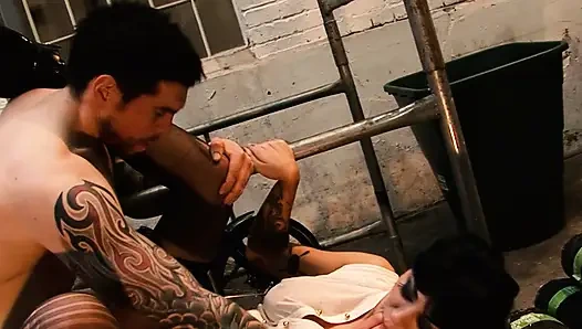 MILF flüstert teil 1