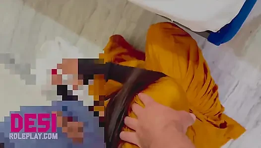Heißes sexy indisches zimmermädchen von seinem jungen hausbesitzer gefickt
